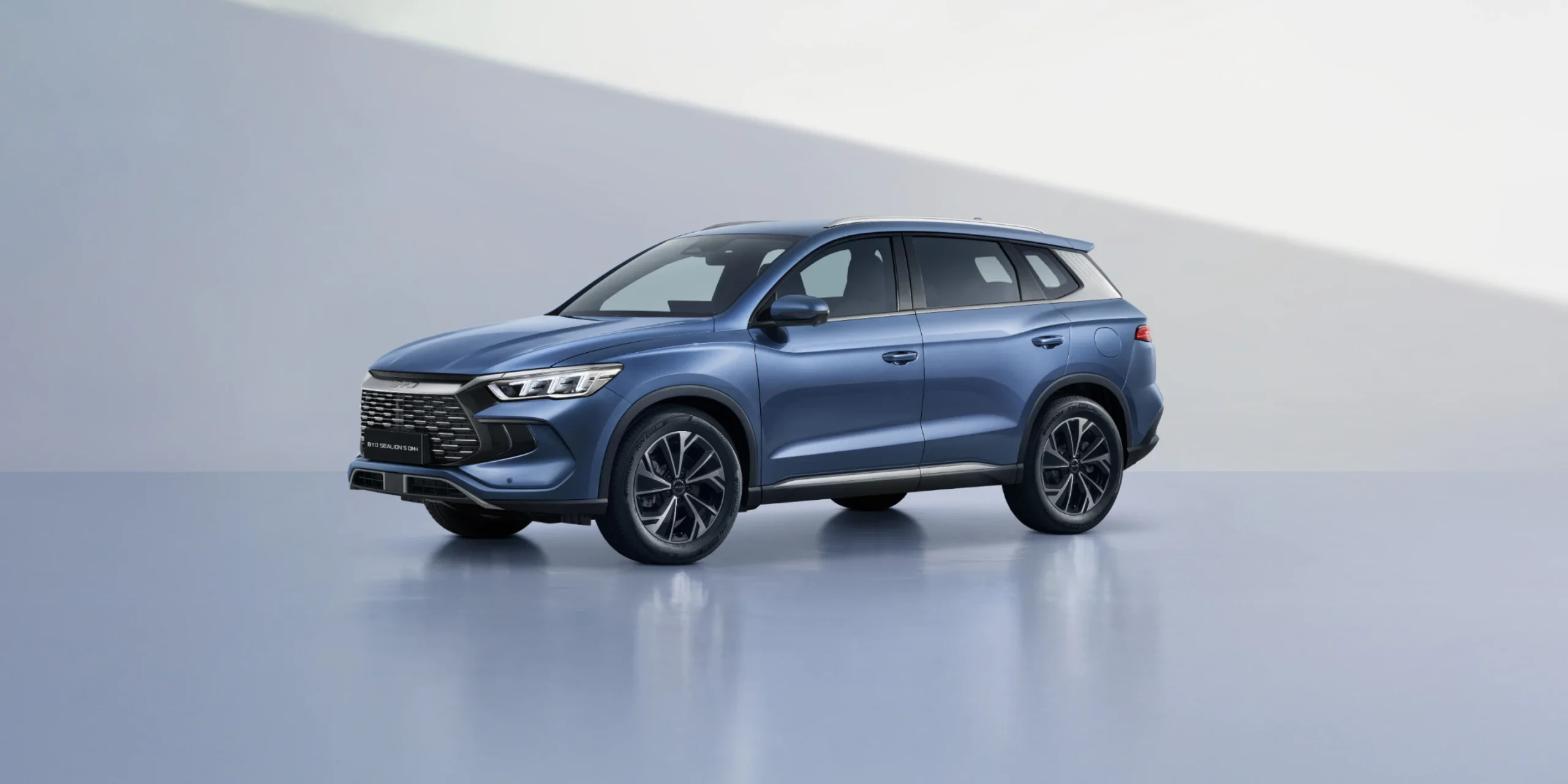 BYD Sealion — nadwozie 1